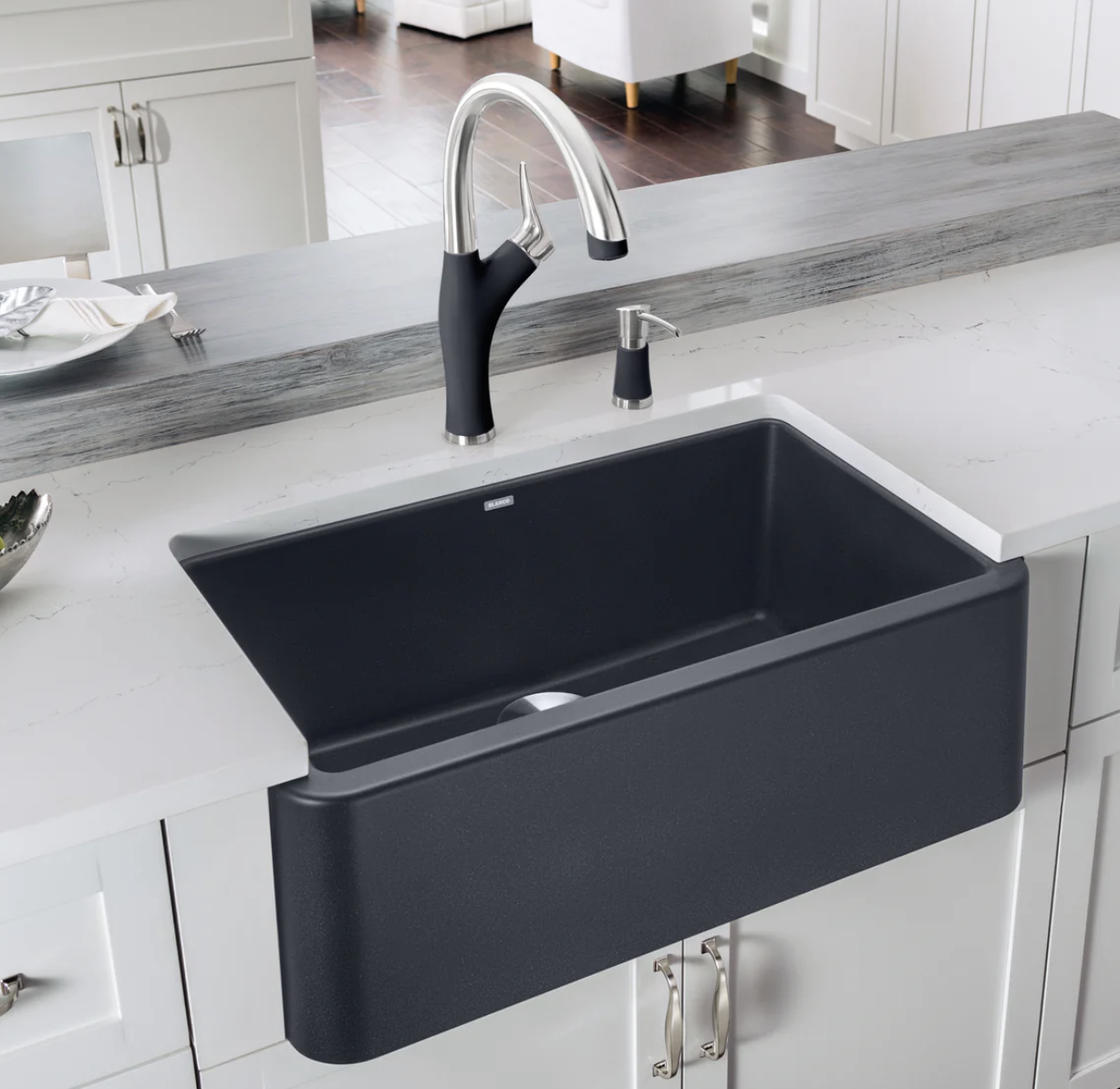 Blanco 401831- IKON 30 Farmhouse Kitchen