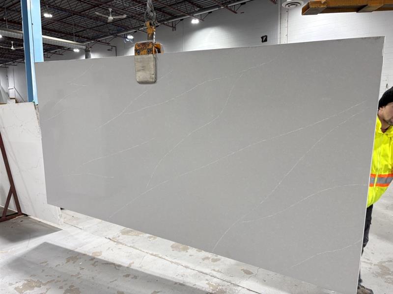 Q Soapstone Mist Polished