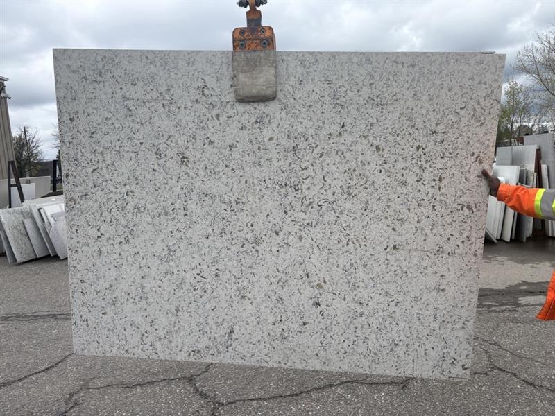 Q Montclair White Polished 